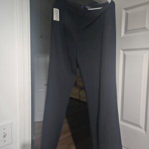 Brand new Signature Larry Levine Pants Size 12